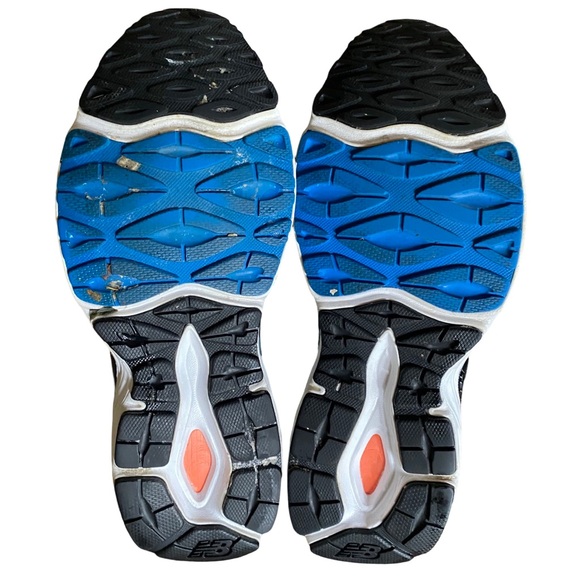 NEW BALANCE 680 MENS RUNNING M680 EUC SILVER AND BLACK - Picture 4 of 5